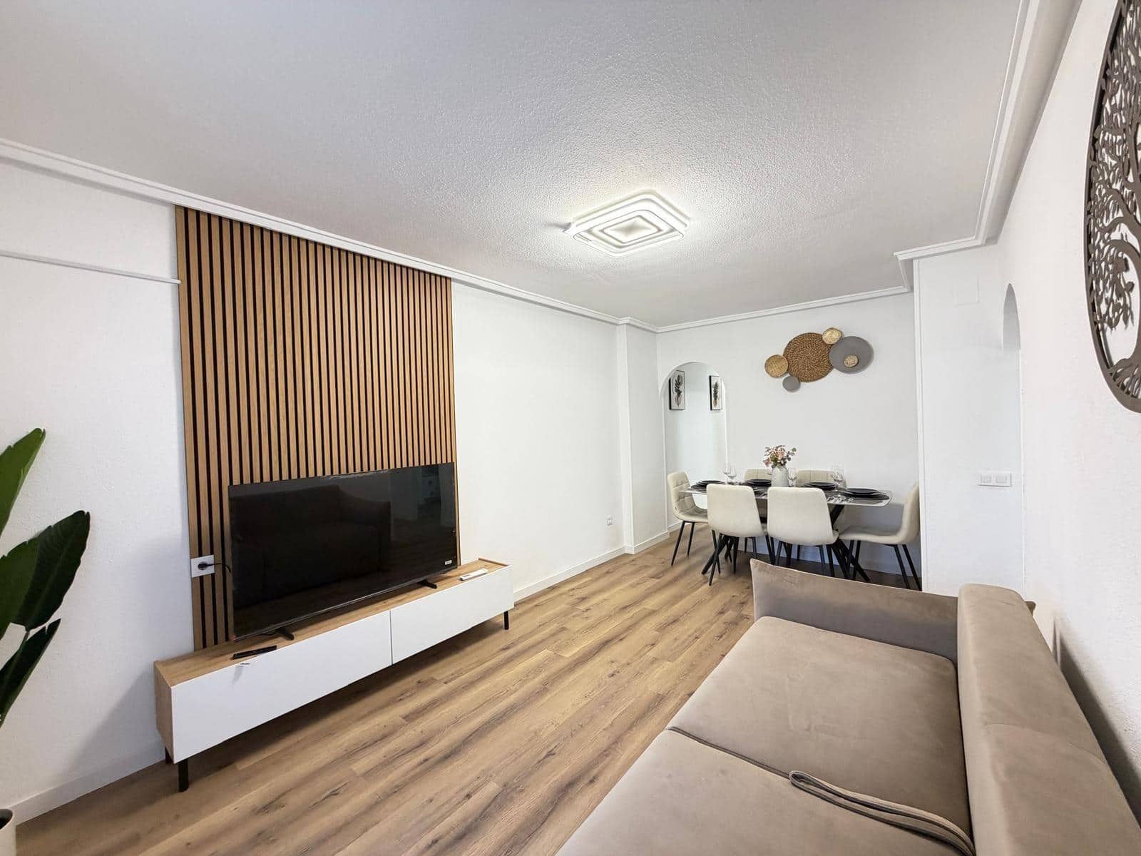 3 slaapkamer Appartement te koop in Torrevieja met zwembad - € 179.900 (Ref: 10109727)