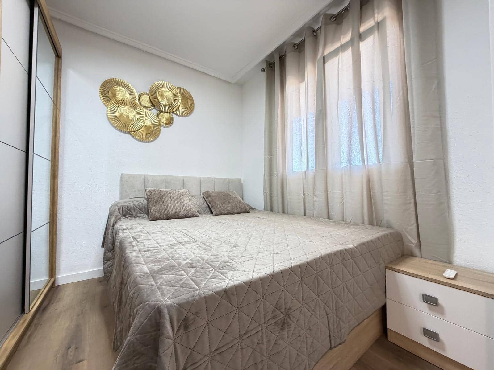 3 slaapkamer Appartement te koop in Torrevieja met zwembad - € 179.900 (Ref: 10109727)