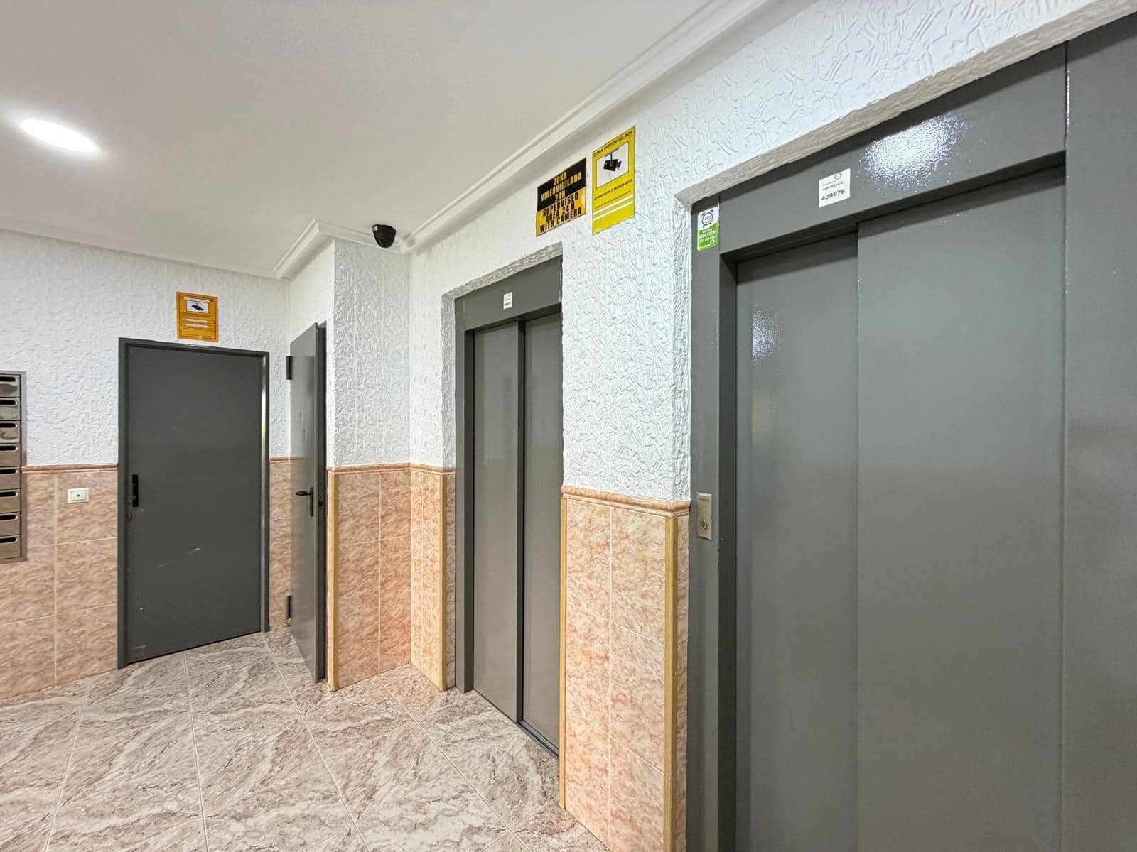 3 slaapkamer Appartement te koop in Torrevieja met zwembad - € 179.900 (Ref: 10109727)