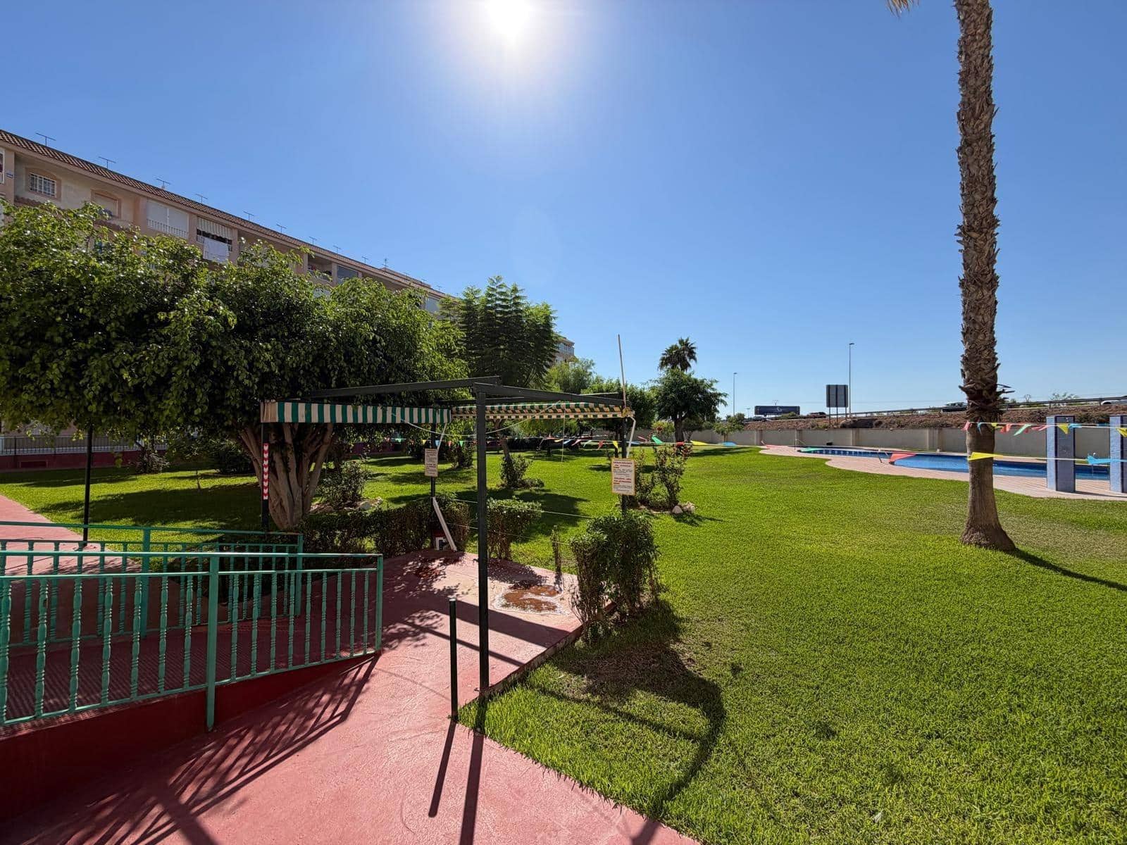 3 slaapkamer Appartement te koop in Torrevieja met zwembad - € 179.900 (Ref: 10109727)