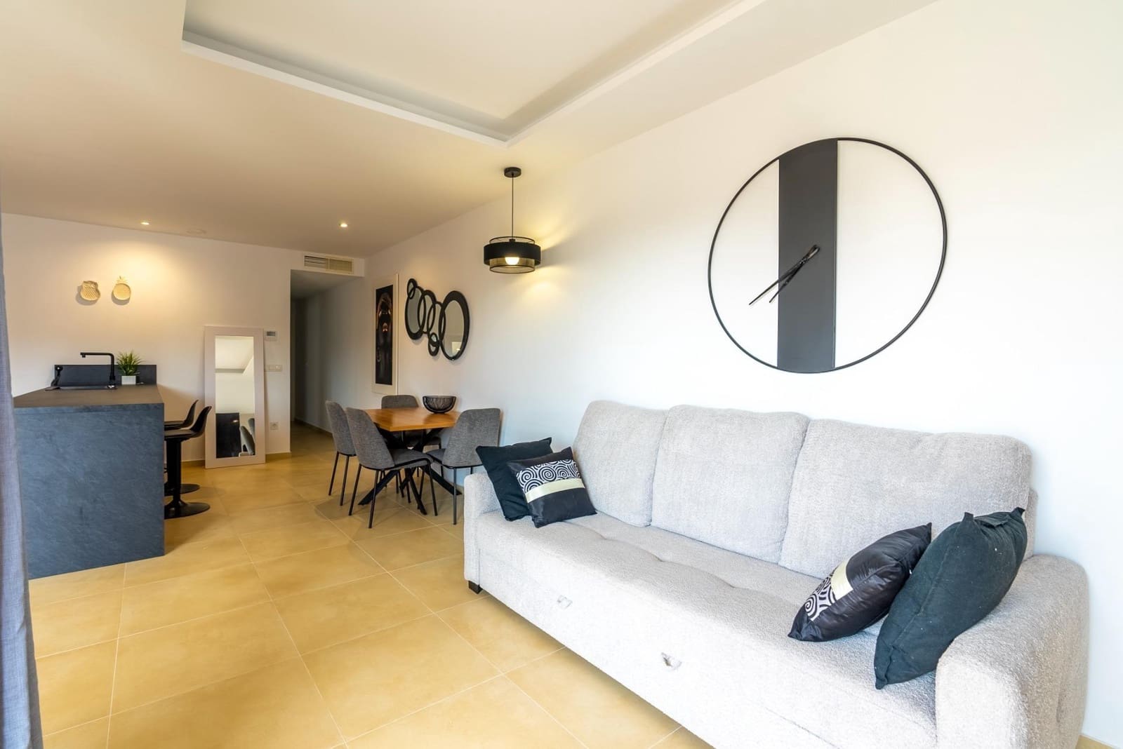 2 sovrum Villa att hyra i Finestrat med garage - 1 895 € (Ref: 10109730)