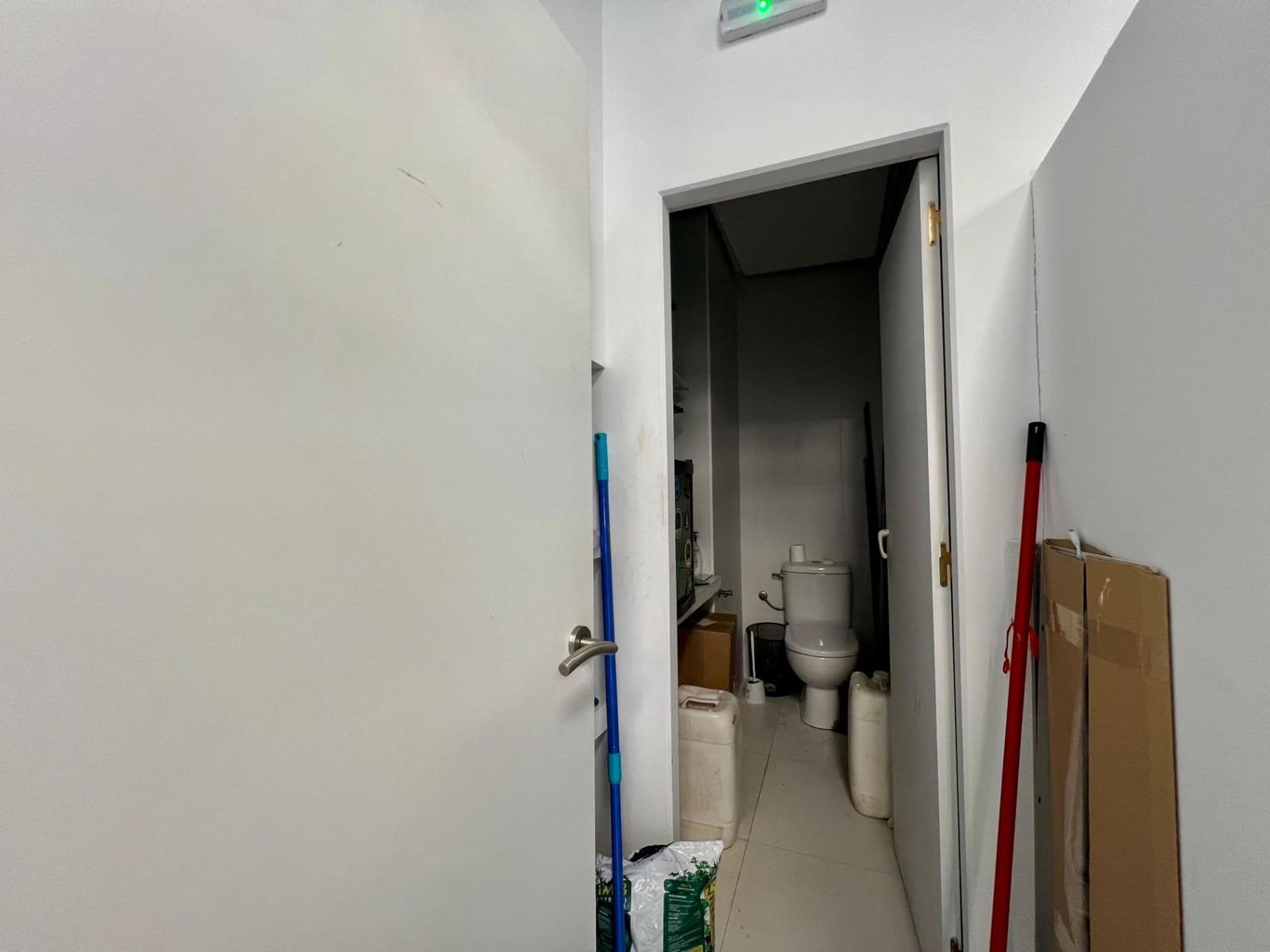 Commercieel te koop in Torrevieja - € 235.000 (Ref: 10109734)