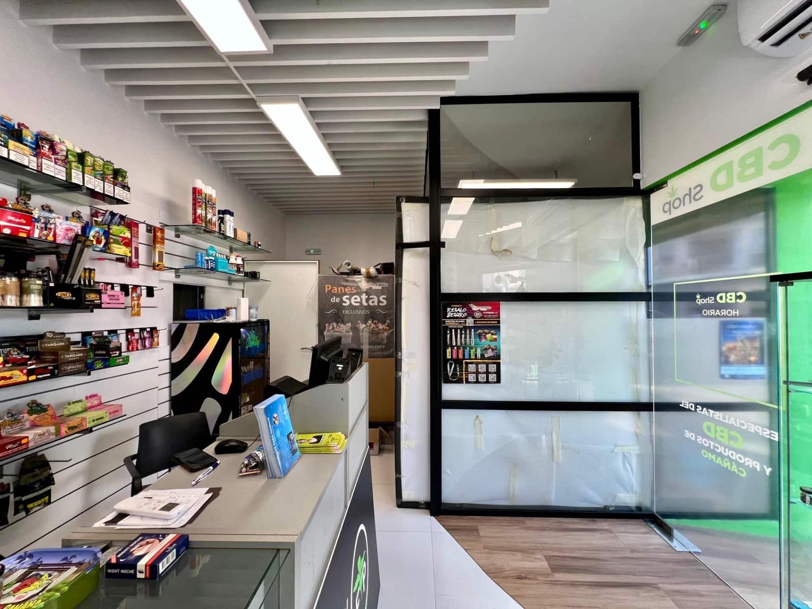 Commercieel te koop in Torrevieja - € 235.000 (Ref: 10109734)