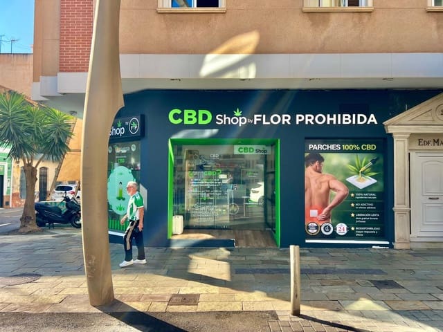 Local Commercial à vendre à Centro, Torrevieja - 235 000 € (Ref: 10109734)