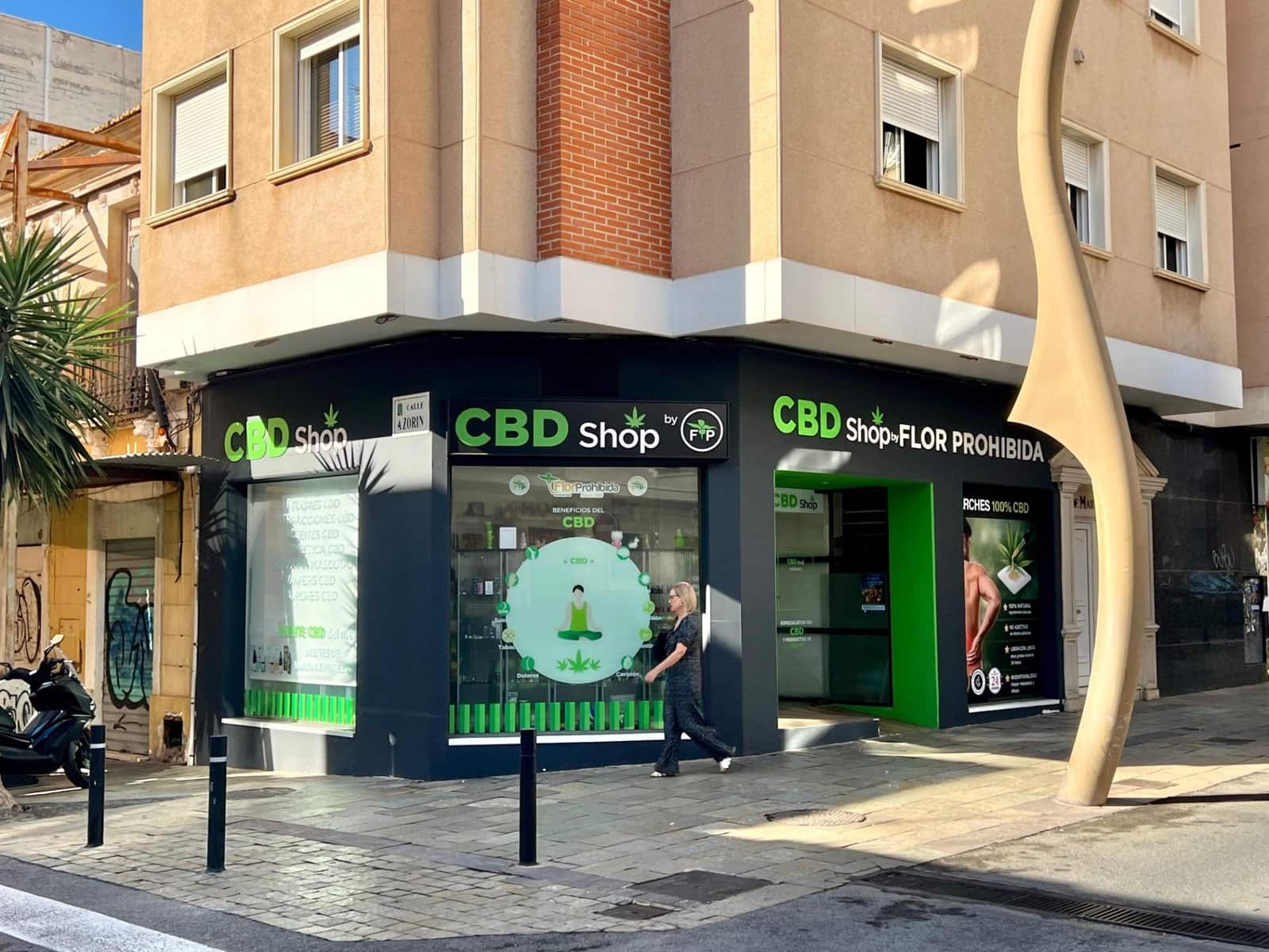Commercieel te koop in Torrevieja - € 235.000 (Ref: 10109734)