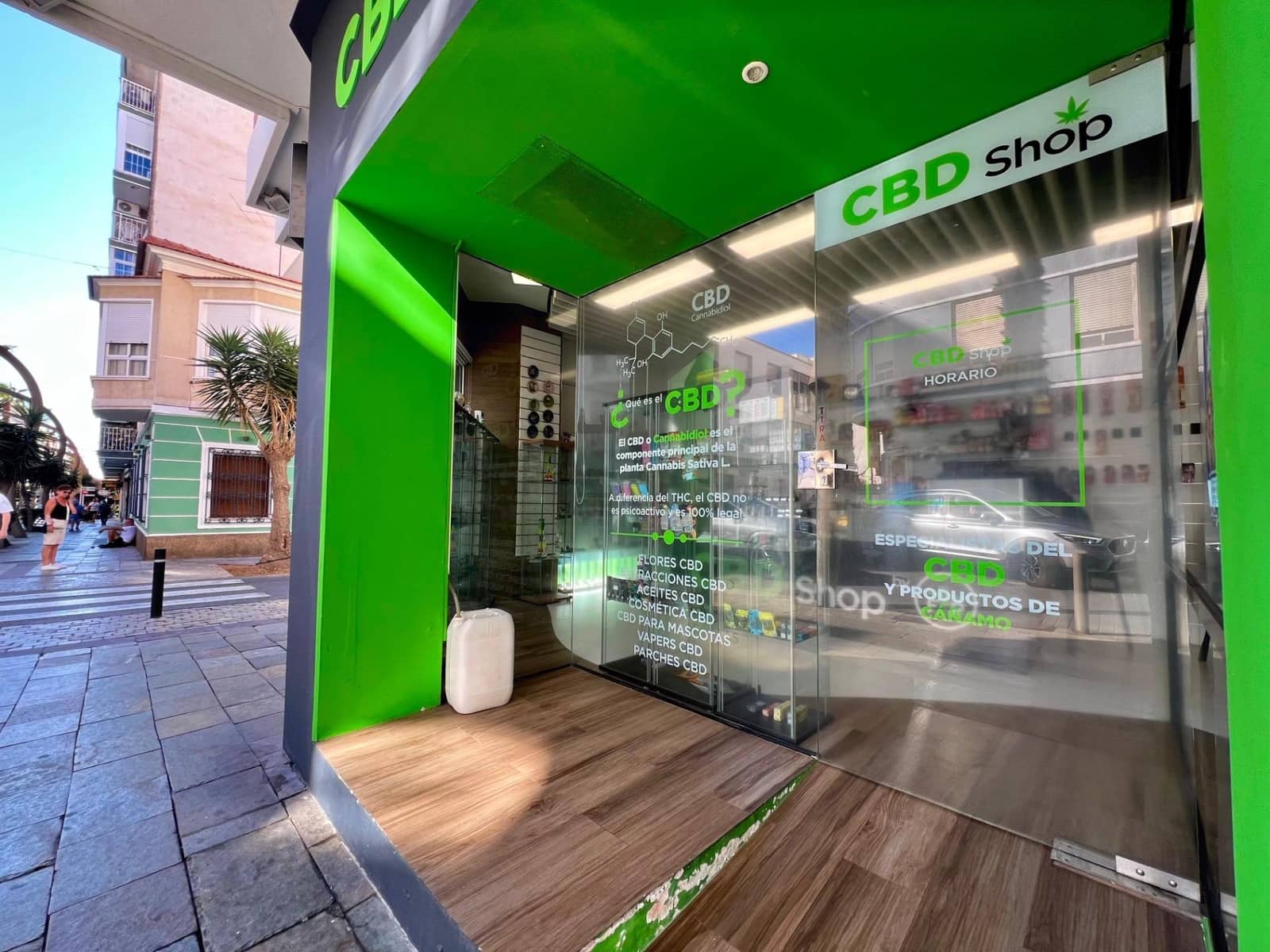 Commercieel te koop in Torrevieja - € 235.000 (Ref: 10109734)