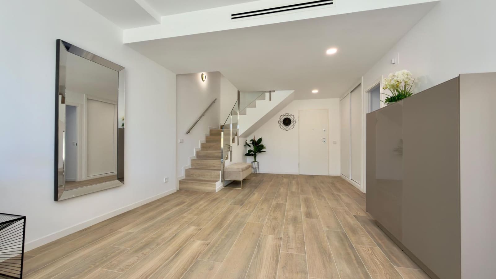 3 bedroom Apartment for sale in Finestrat with pool garage - € 675,000 (Ref: 10109736)