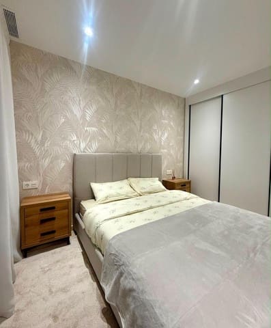 3 quarto Moradia para arrendar em Alicante cidade - 2 500 € (Ref: 10109739)