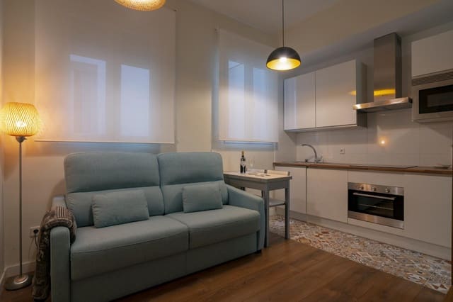 1 quarto Apartamento para arrendar em Almeria cidade com garagem - 700 € (Ref: 10111772)