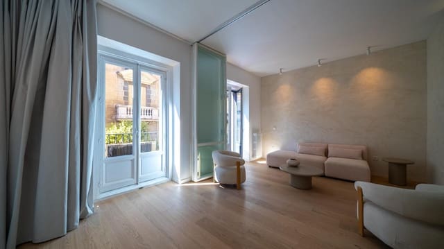3 soveværelse Lejlighed til salg i Justicia, Madrid by - € 1.190.000 (Ref: 10115907)