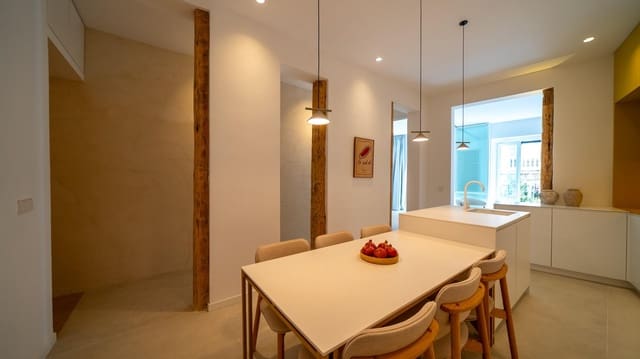 3 soveværelse Lejlighed til salg i Justicia, Madrid by - € 1.190.000 (Ref: 10115907)
