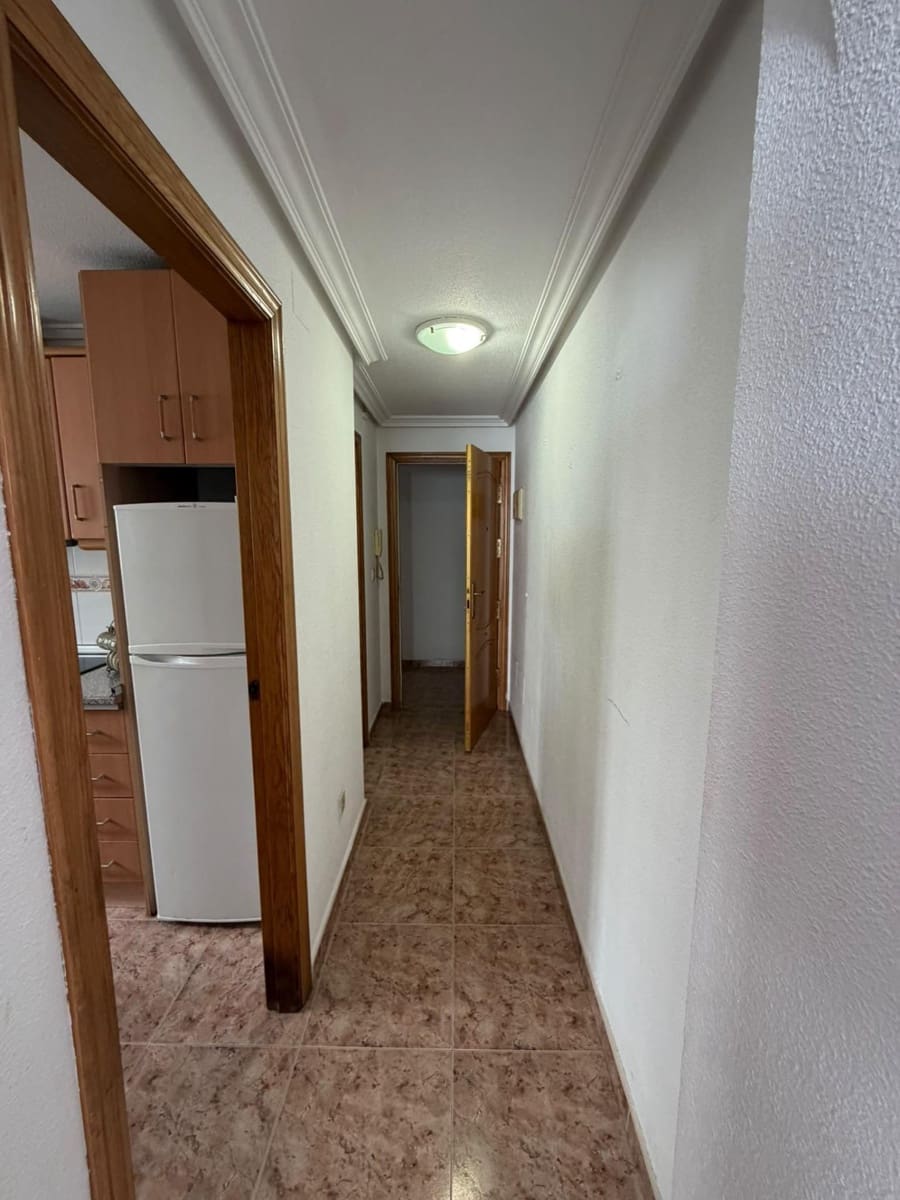 2 bedroom Apartment for sale in Torrevieja - € 139,900 (Ref: 10115909)