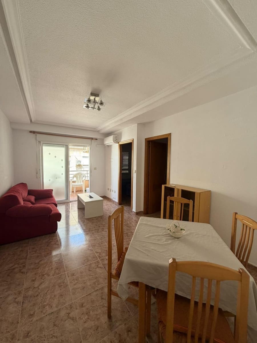 2 bedroom Apartment for sale in Torrevieja - € 139,900 (Ref: 10115909)