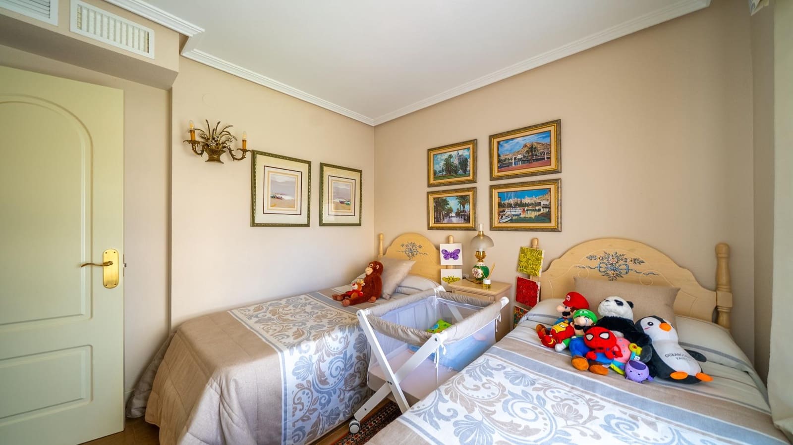 3 sypialnia Apartament na sprzedaż w Playa de Muchavista z basenem garażem - 750 000 € (Ref: 10115912)