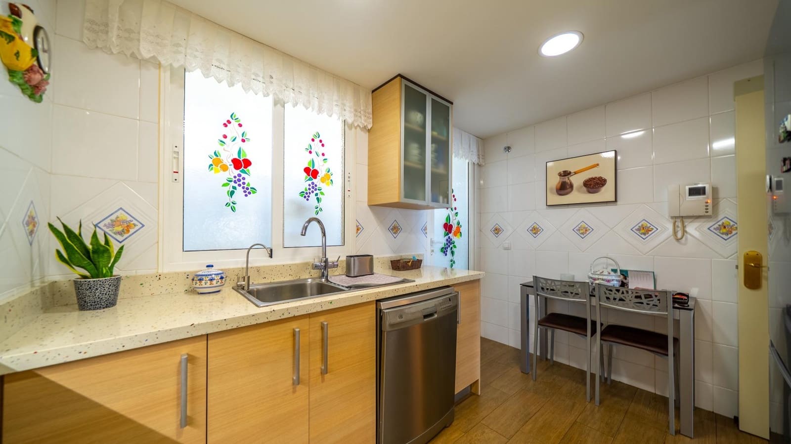 3 sypialnia Apartament na sprzedaż w Playa de Muchavista z basenem garażem - 750 000 € (Ref: 10115912)
