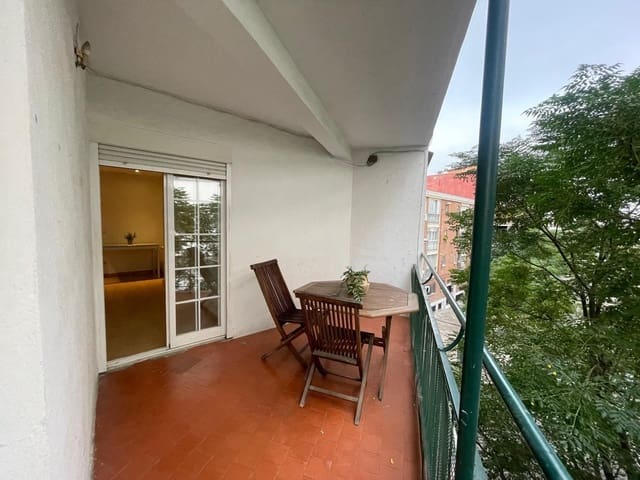 2 slaapkamer Flat te koop in Valdeacederas, Madrid stad - € 369.000 (Ref: 10129530)