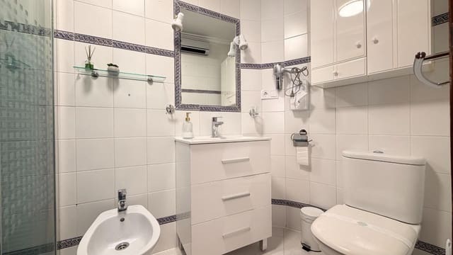 1 Zimmer Apartment zu verkaufen in Avenida Habaneras - Curva de Palangre, Torrevieja mit Garage - 149.900 € (Ref: 10129532)