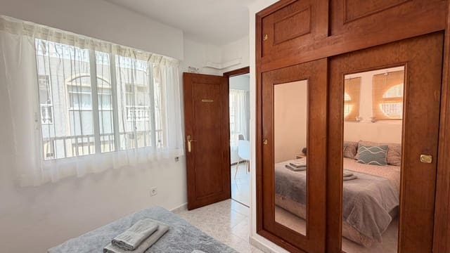 1 Zimmer Apartment zu verkaufen in Avenida Habaneras - Curva de Palangre, Torrevieja mit Garage - 149.900 € (Ref: 10129532)