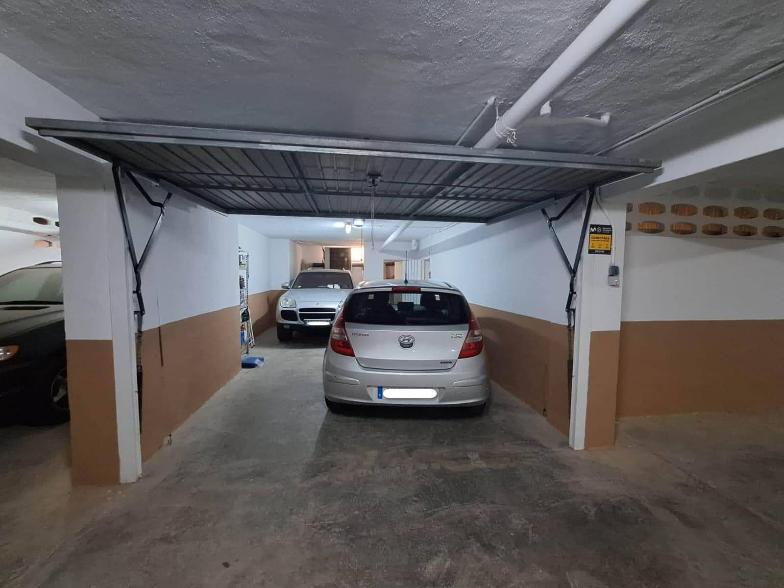 2 slaapkamer Appartement te koop in Torrevieja met garage - € 495.000 (Ref: 10129533)