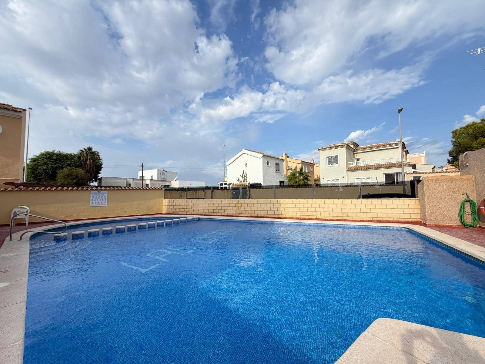 4 bedroom Villa for sale in Orihuela Costa with pool garage - € 380,000 (Ref: 10132038)