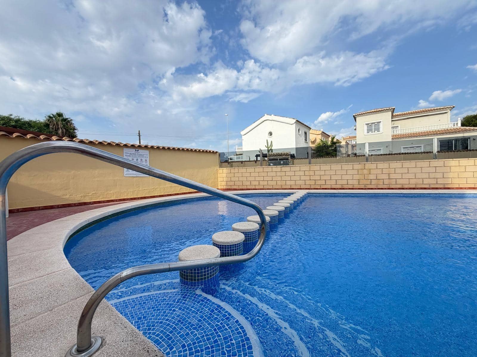 4 bedroom Villa for sale in Orihuela Costa with pool garage - € 380,000 (Ref: 10132038)
