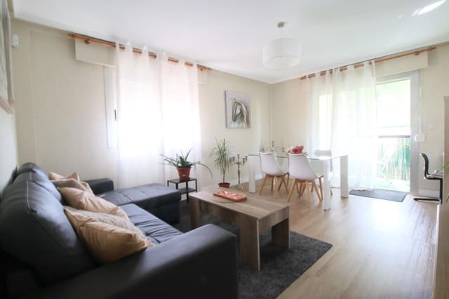 4 bedroom Flat for sale in Virgen del Carmen, Alicante / Alacant city - € 158,900 (Ref: 10132039)