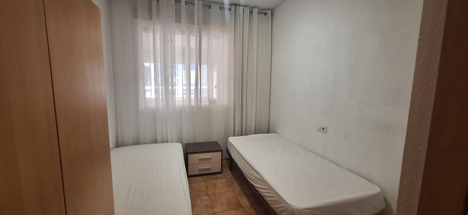 2 makuuhuone Huoneisto vuokrattavana paikassa La Villajoyosa / Vila Joiosa mukana uima-altaan - 1 200 € (Ref: 10132040)