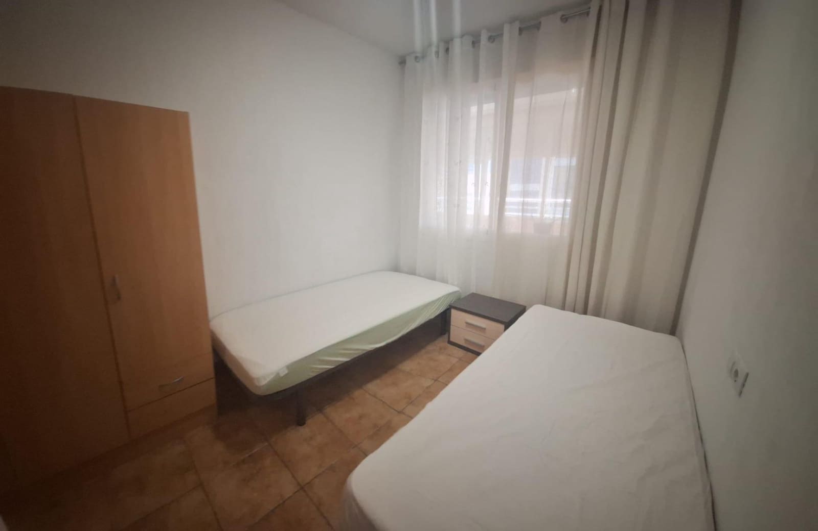 2 makuuhuone Huoneisto vuokrattavana paikassa La Villajoyosa / Vila Joiosa mukana uima-altaan - 1 200 € (Ref: 10132040)