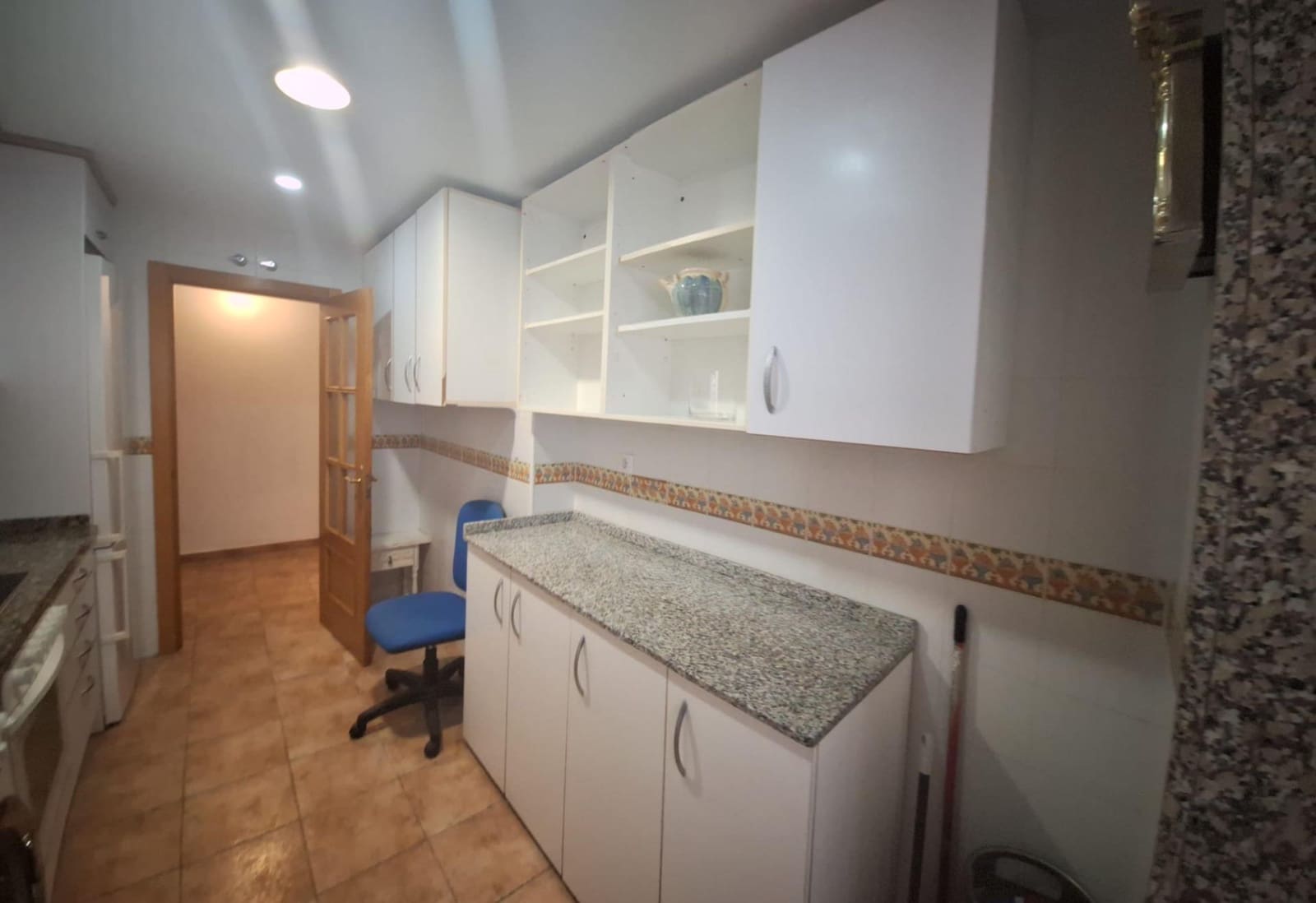 2 makuuhuone Huoneisto vuokrattavana paikassa La Villajoyosa / Vila Joiosa mukana uima-altaan - 1 200 € (Ref: 10132040)