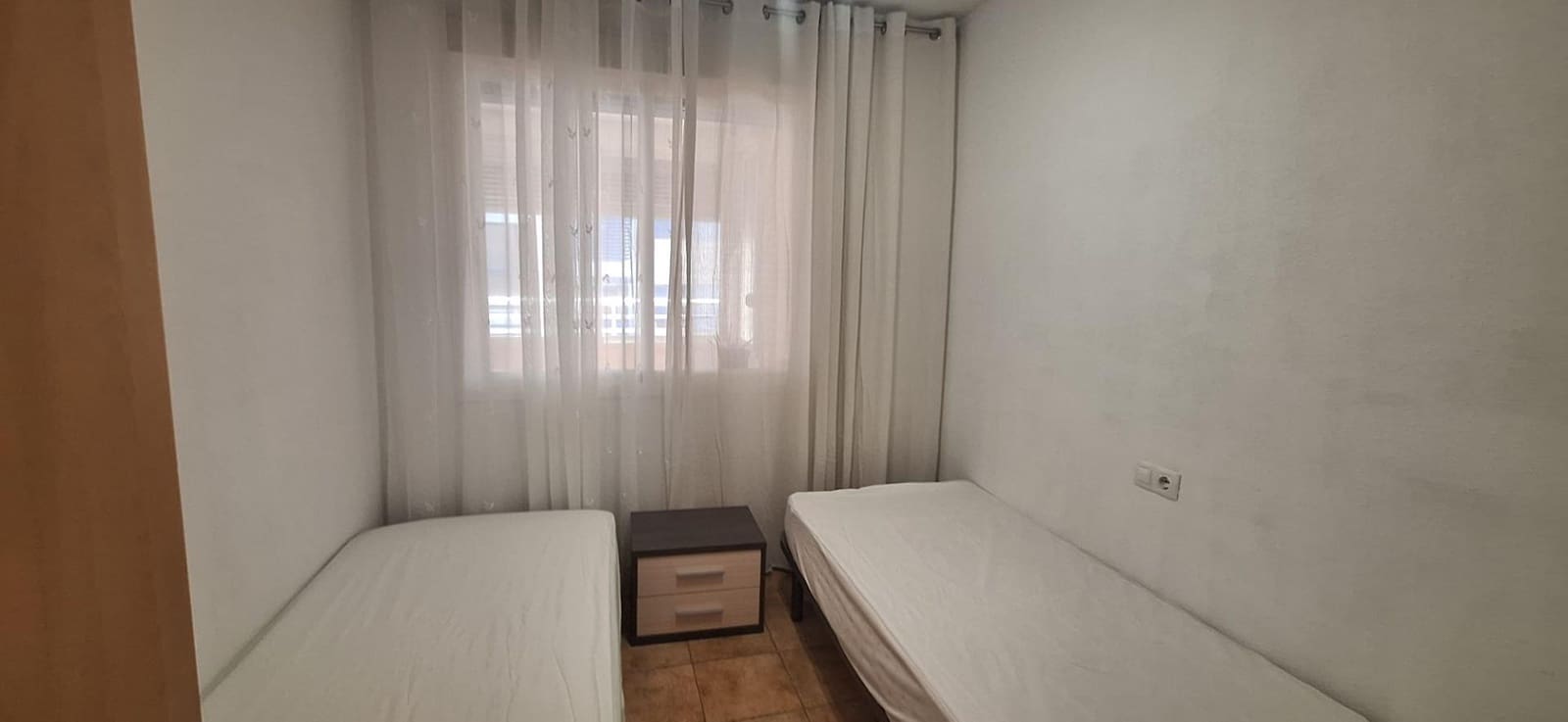 2 makuuhuone Huoneisto vuokrattavana paikassa La Villajoyosa / Vila Joiosa mukana uima-altaan - 1 200 € (Ref: 10132040)