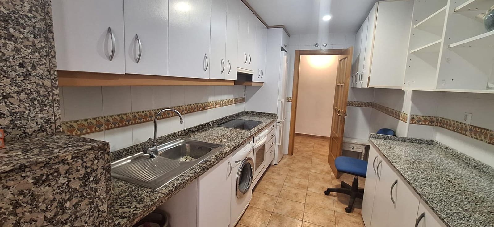 2 makuuhuone Huoneisto vuokrattavana paikassa La Villajoyosa / Vila Joiosa mukana uima-altaan - 1 200 € (Ref: 10132040)