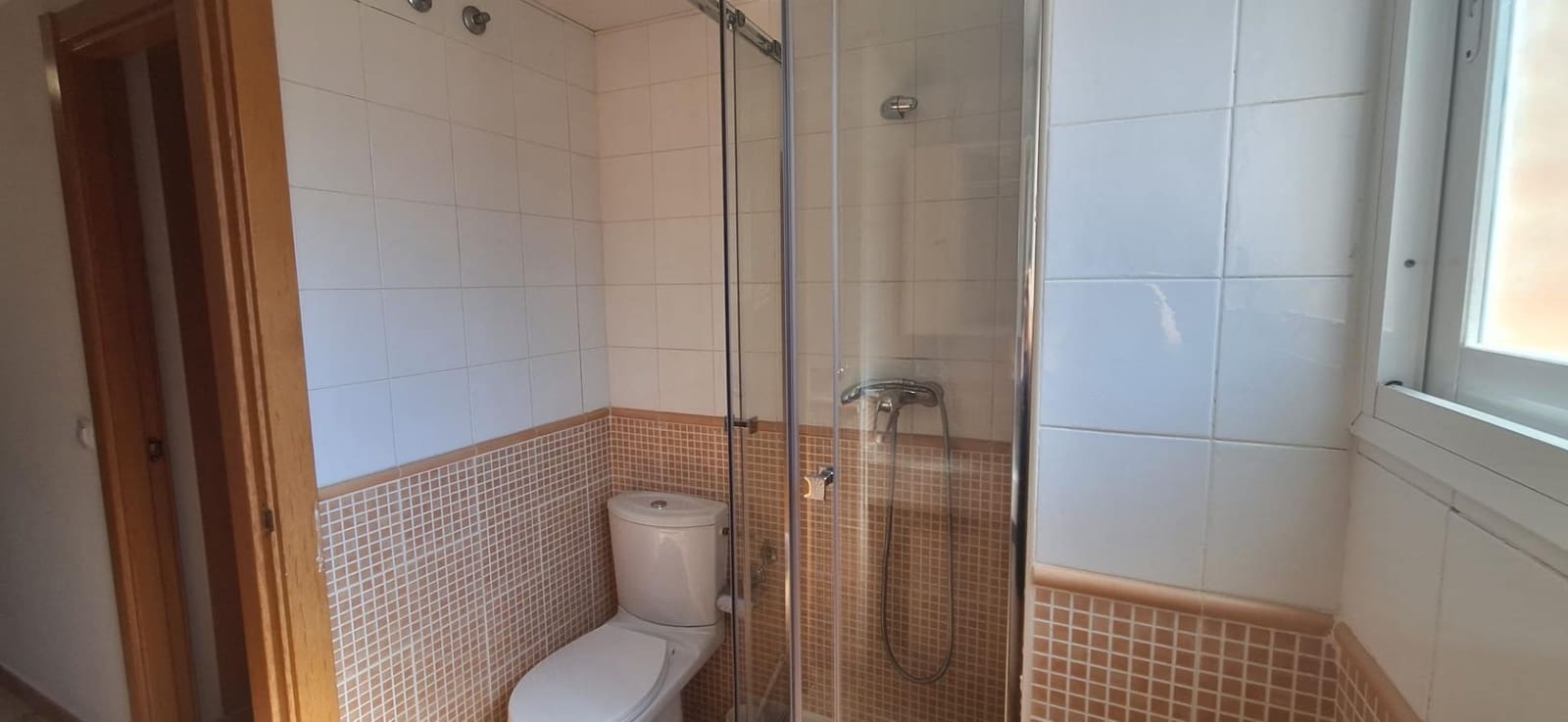 2 makuuhuone Huoneisto vuokrattavana paikassa La Villajoyosa / Vila Joiosa mukana uima-altaan - 1 200 € (Ref: 10132040)