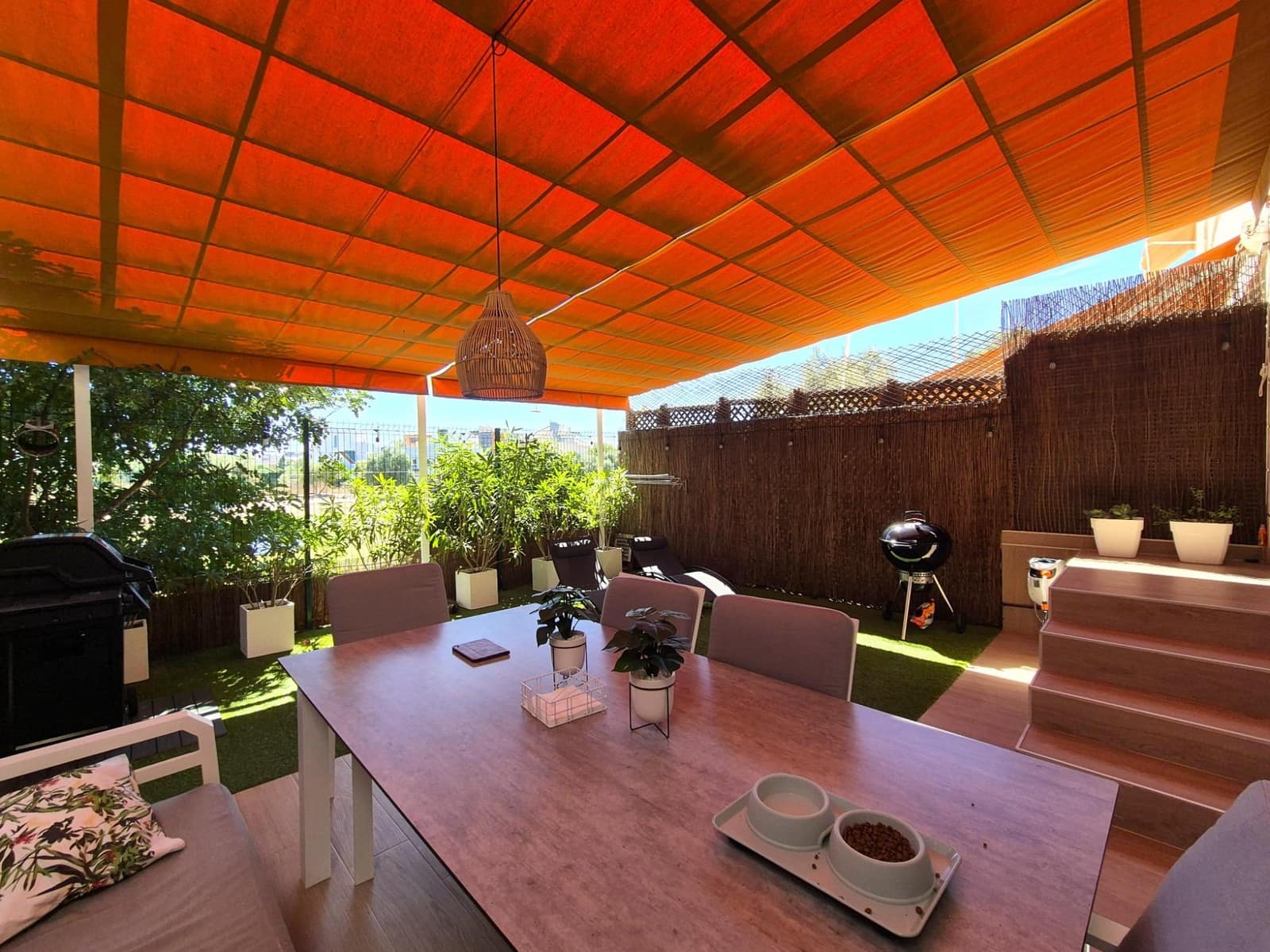 5 soveværelse Rækkehus til salg i Playa de San Juan med swimmingpool garage - € 750.000 (Ref: 10136098)