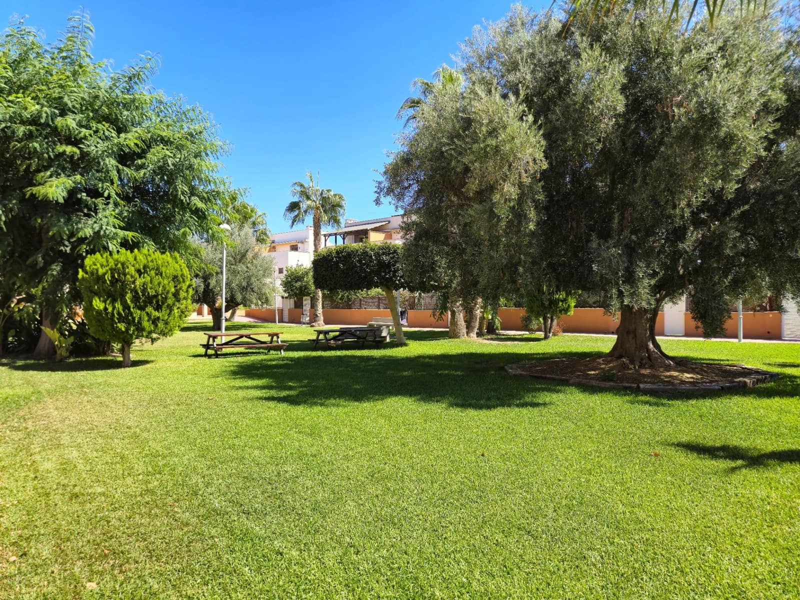 5 soveværelse Rækkehus til salg i Playa de San Juan med swimmingpool garage - € 750.000 (Ref: 10136098)
