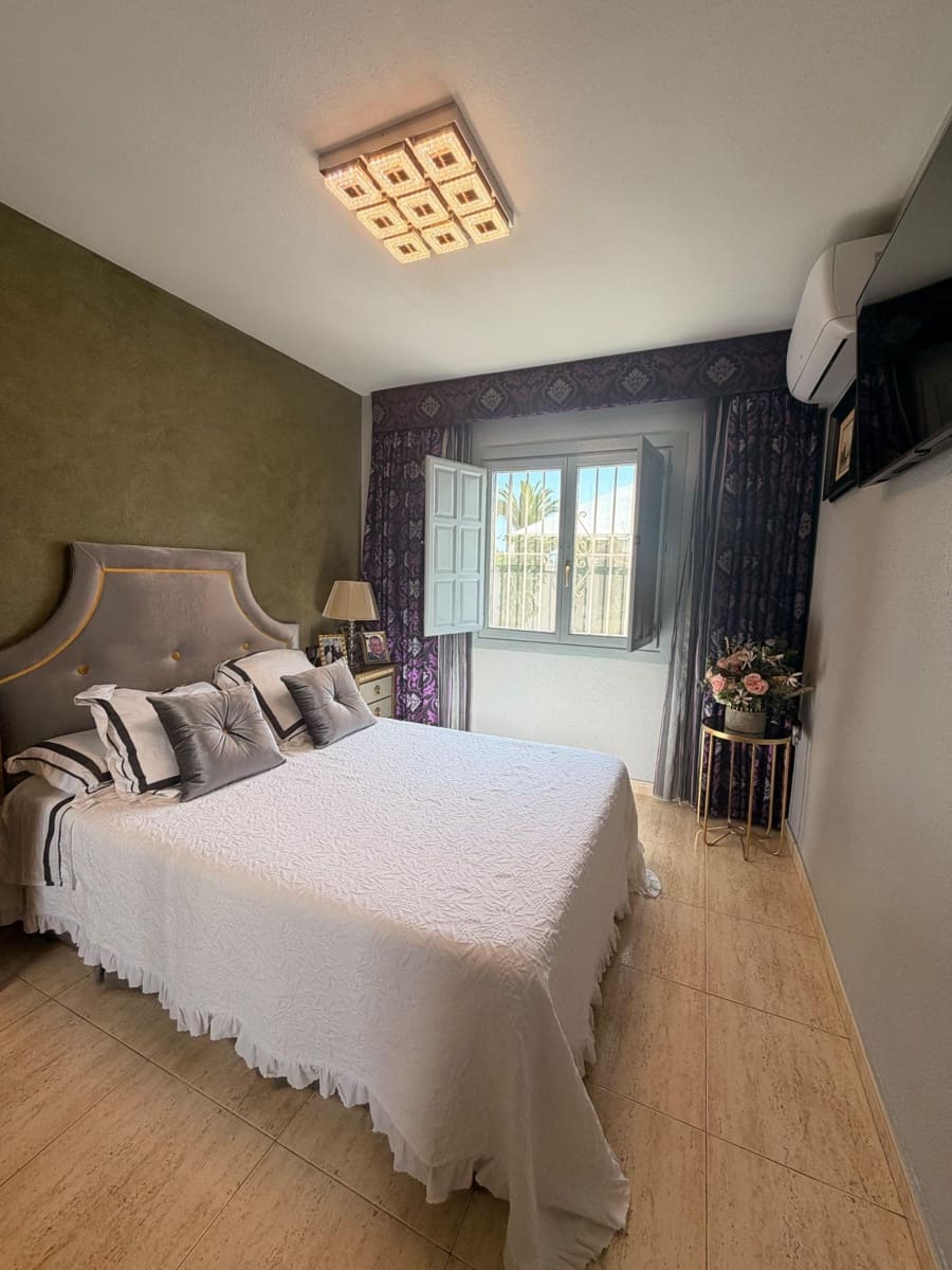 2 quarto Moradia para venda em Torre de la Horadada com piscina garagem - 299 000 € (Ref: 10136099)