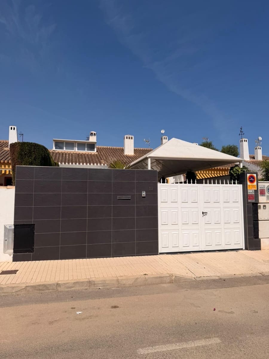 2 quarto Moradia para venda em Torre de la Horadada com piscina garagem - 299 000 € (Ref: 10136099)