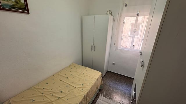 3 soveværelse Lejlighed til salg i Alicante by - € 170.000 (Ref: 10139751)