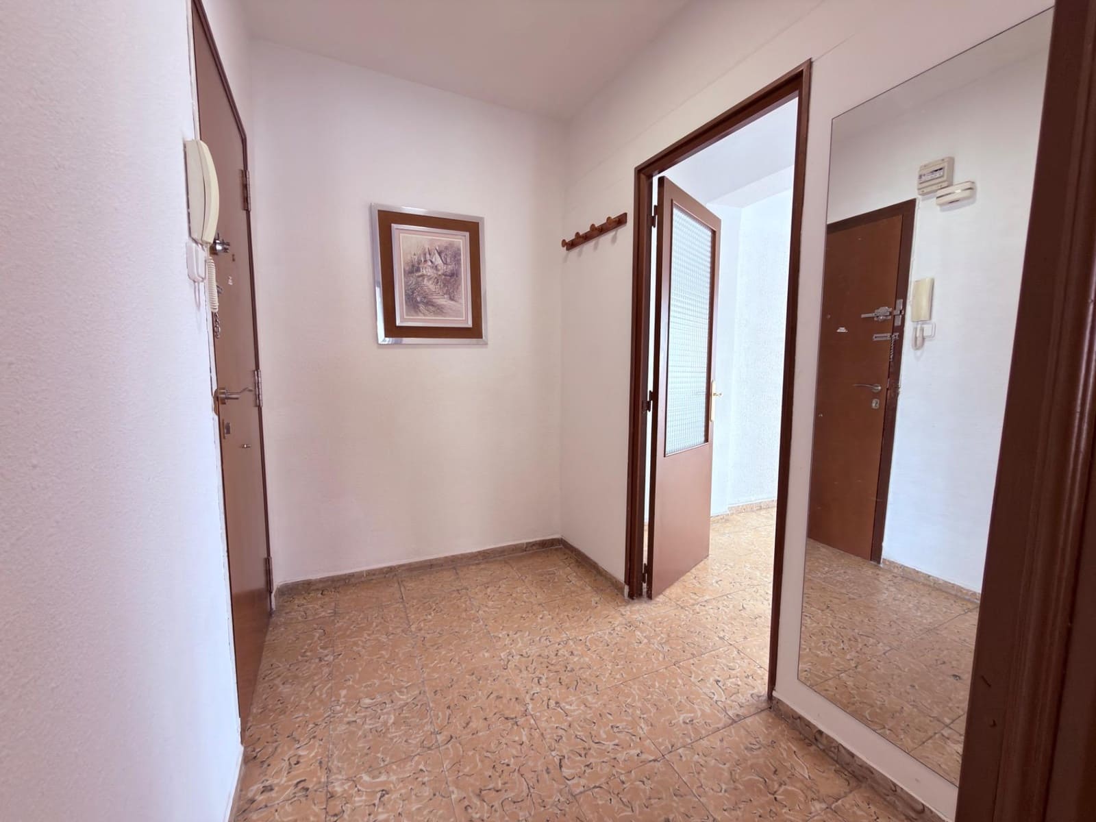 3 makuuhuone Asunto myytävänä paikassa Alicante kaupunki - 139 000 € (Ref: 10139756)