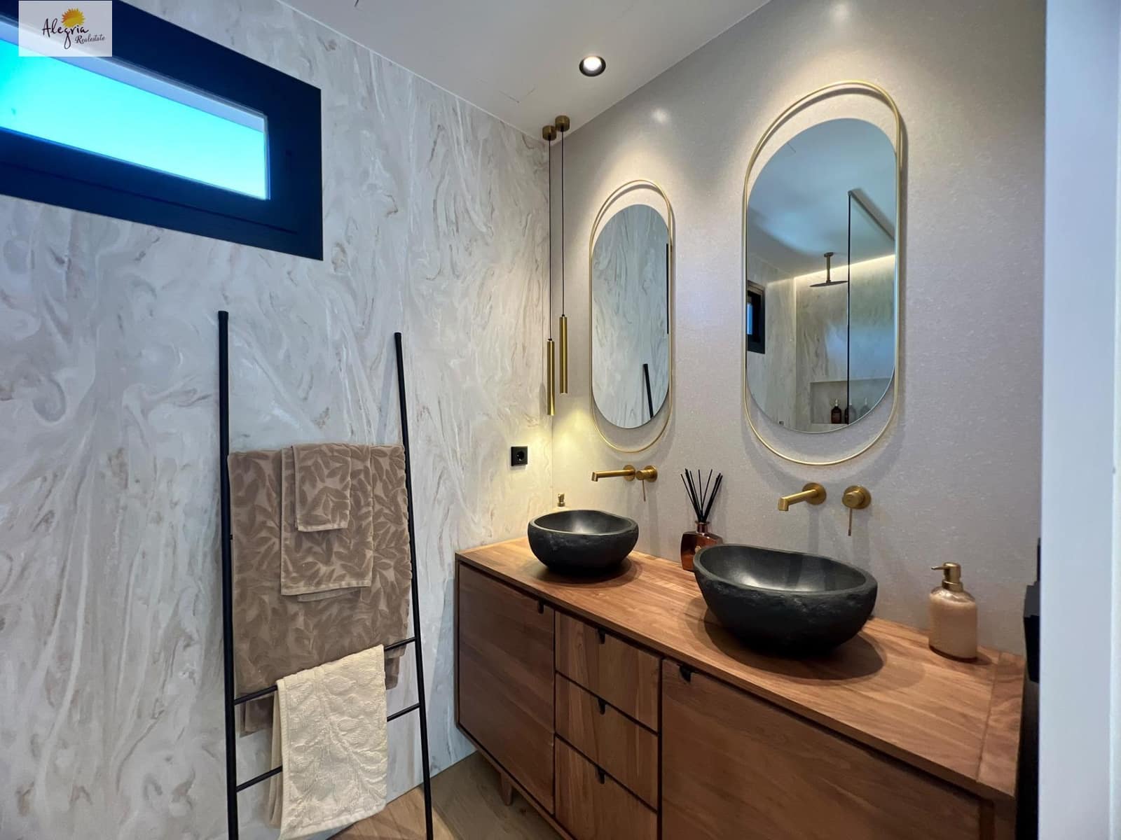 4 Zimmer Villa zu verkaufen in Algemesi mit Pool - 975.000 € (Ref: 10142653)