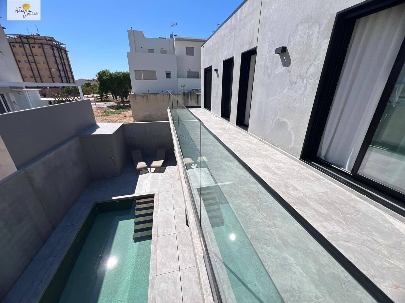 4 Zimmer Villa zu verkaufen in Algemesi mit Pool - 975.000 € (Ref: 10142653)