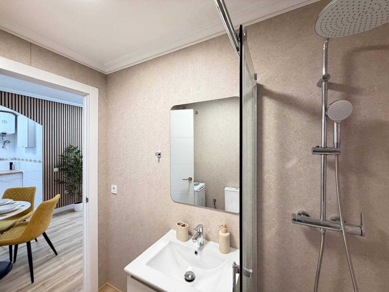 Apartamento de 1 habitación en Torrevieja en venta - 129.900 € (Ref: 10147163)
