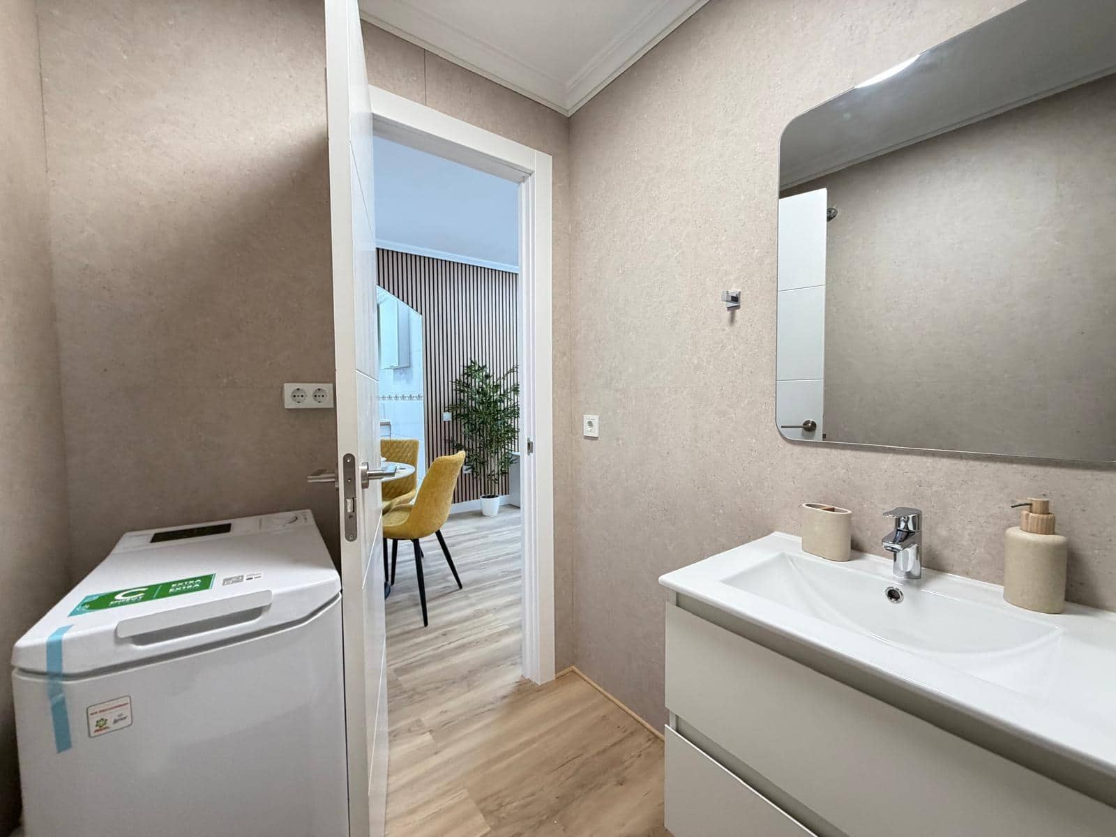 Apartamento de 1 habitación en Torrevieja en venta - 129.900 € (Ref: 10147163)