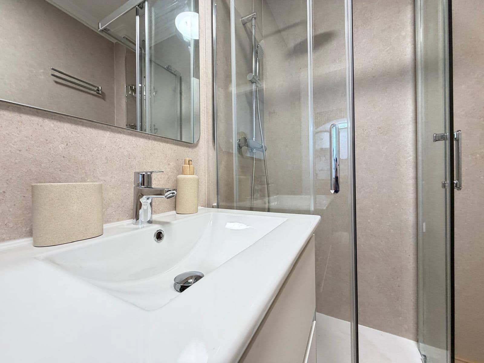 Apartamento de 1 habitación en Torrevieja en venta - 129.900 € (Ref: 10147163)