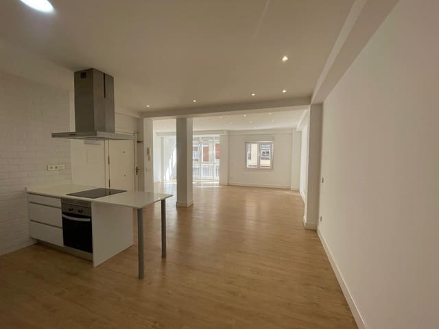 3 sovrum Lägenhet till salu i Ciudad Universitaria, Madrid stad - 849 000 € (Ref: 10148864)