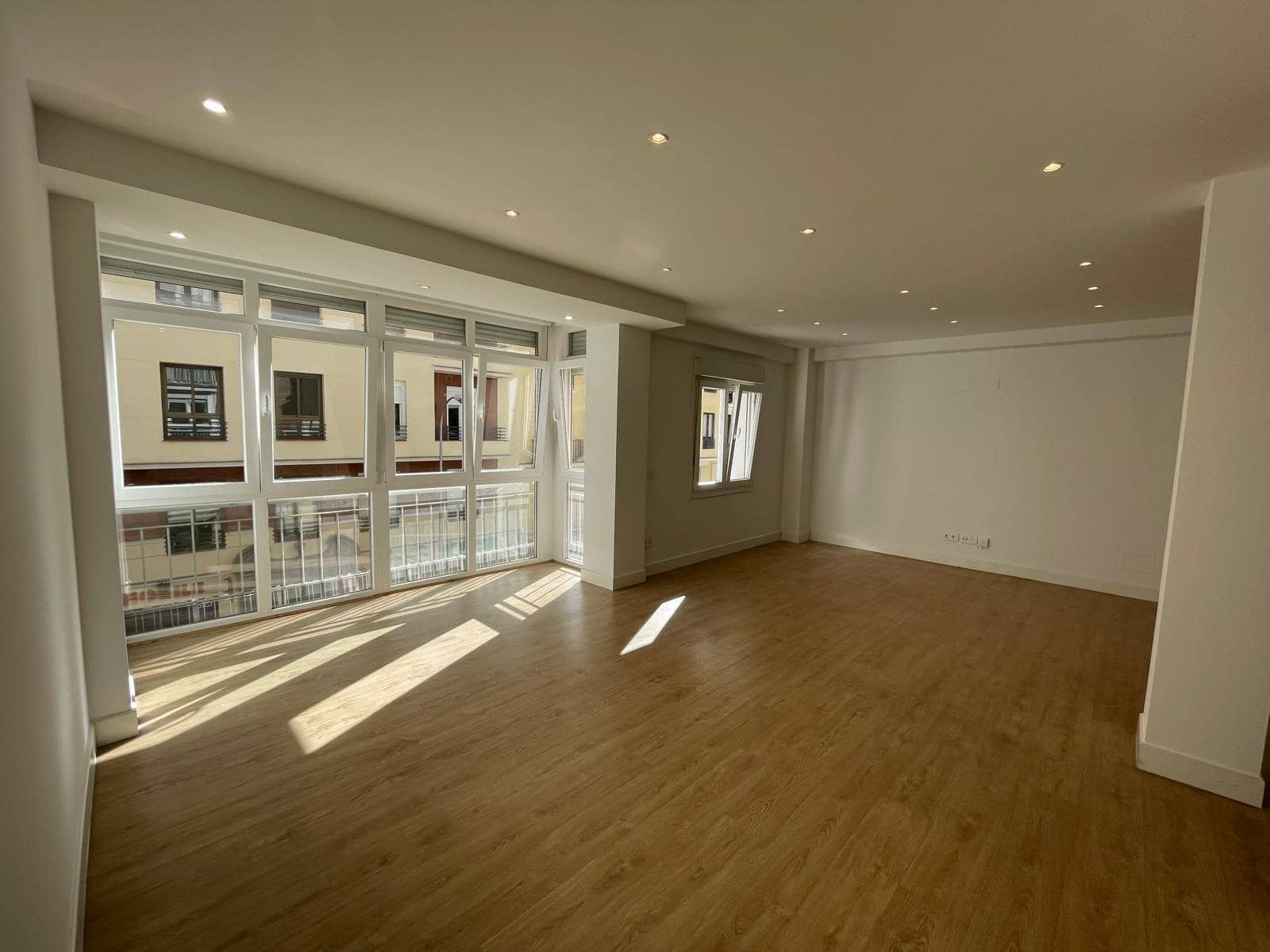3 sovrum Lägenhet till salu i Madrid stad - 849 000 € (Ref: 10148864)