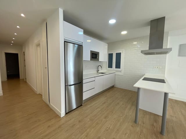 3 sovrum Lägenhet till salu i Ciudad Universitaria, Madrid stad - 849 000 € (Ref: 10148864)