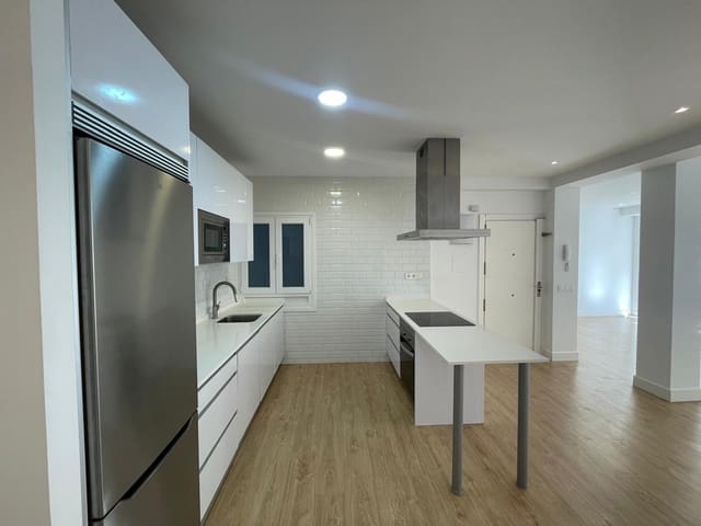 3 sovrum Lägenhet till salu i Ciudad Universitaria, Madrid stad - 849 000 € (Ref: 10148864)