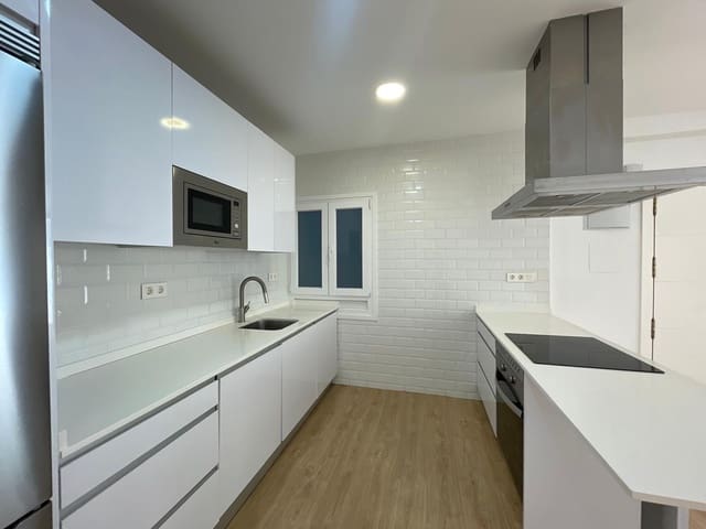 3 sovrum Lägenhet till salu i Ciudad Universitaria, Madrid stad - 849 000 € (Ref: 10148864)