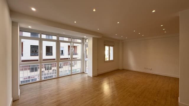 3 sovrum Lägenhet till salu i Ciudad Universitaria, Madrid stad - 849 000 € (Ref: 10148864)