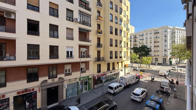 3 sovrum Lägenhet till salu i Ciudad Universitaria, Madrid stad - 849 000 € (Ref: 10148864)
